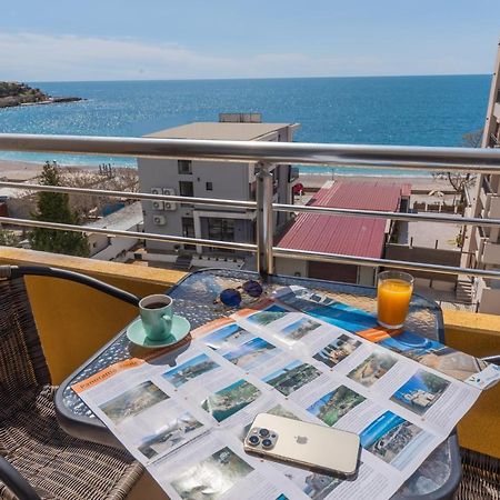 Apartments Dobra Voda Luaran gambar