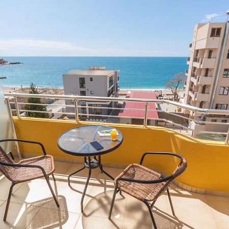 Apartments Dobra Voda Bilik gambar