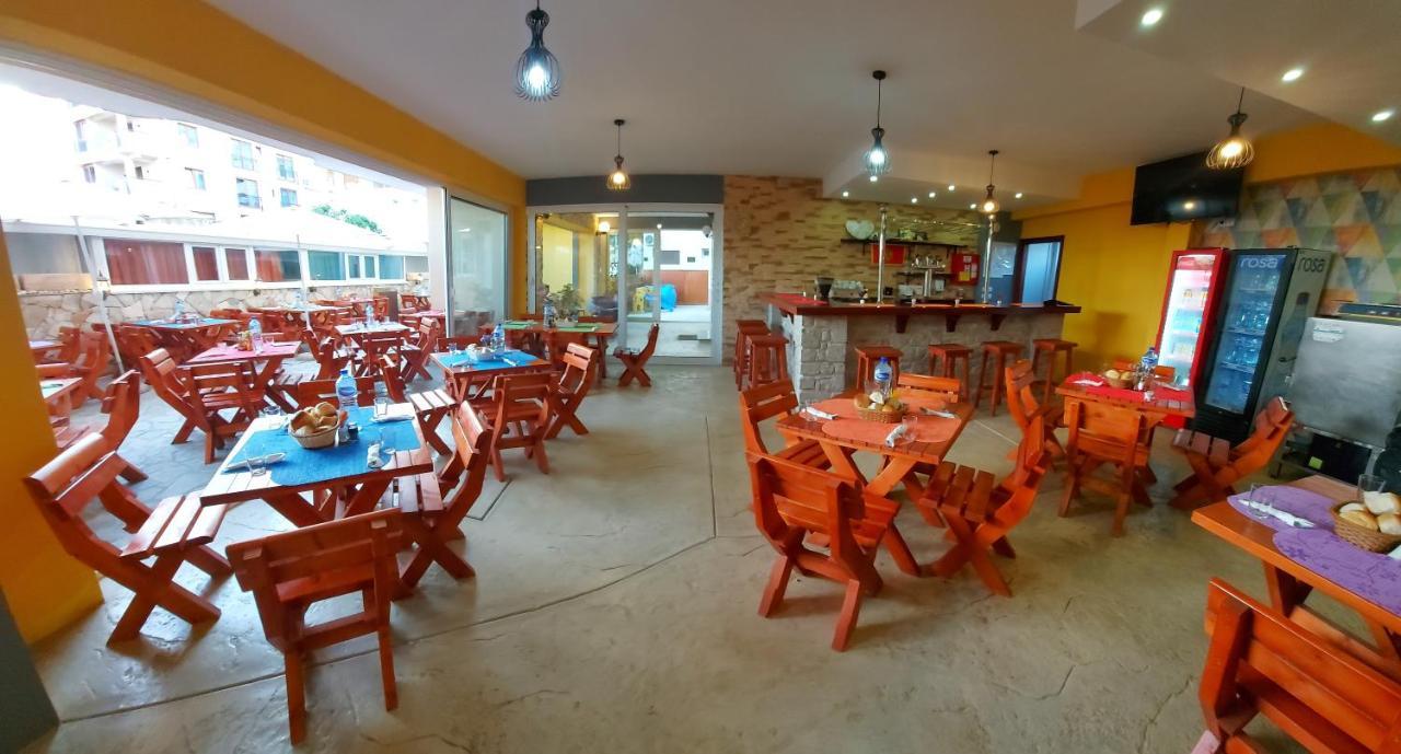 Apartments Dobra Voda Luaran gambar