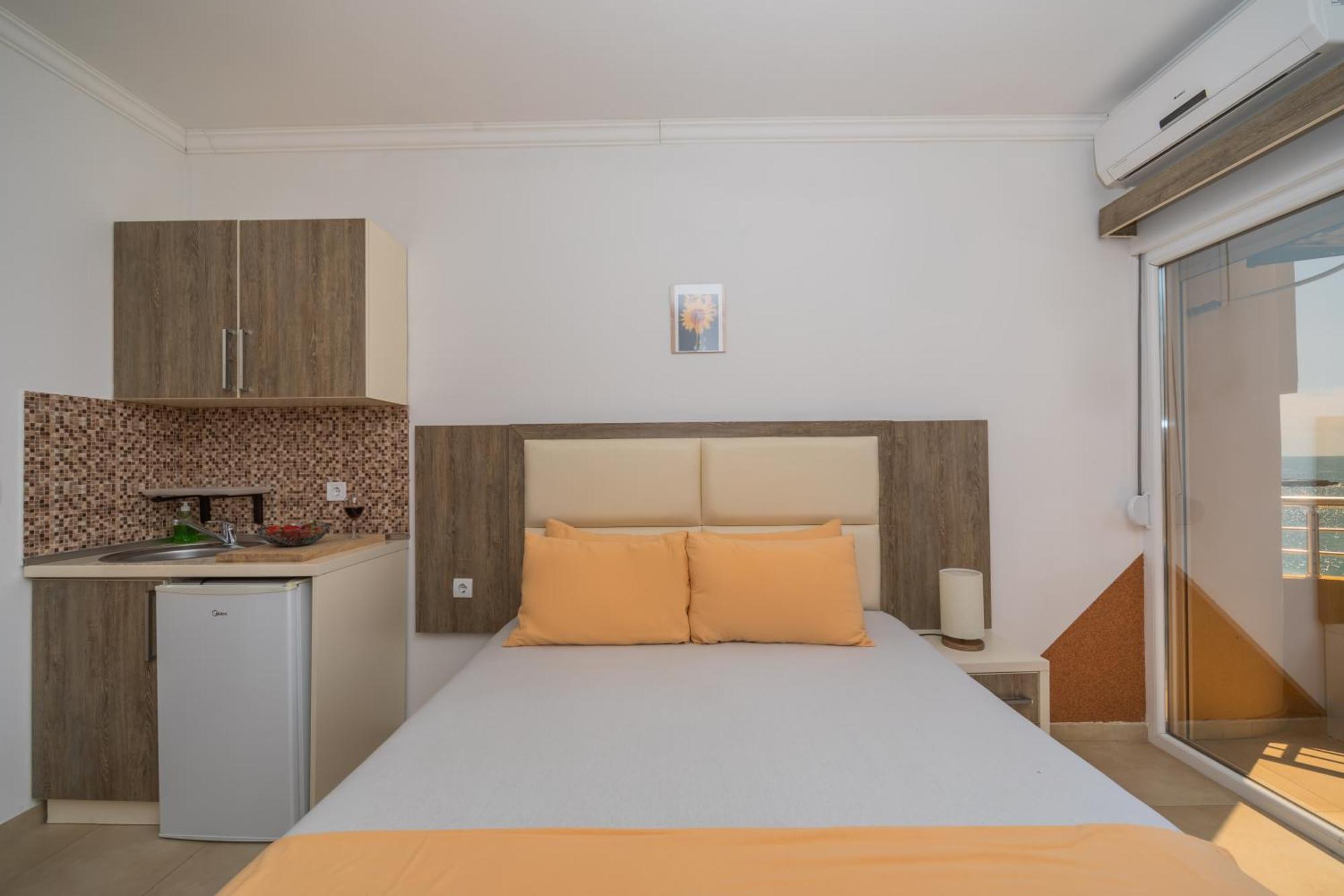 Apartments Dobra Voda Bilik gambar